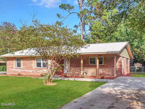 4th image of 664 Mitscher Dr