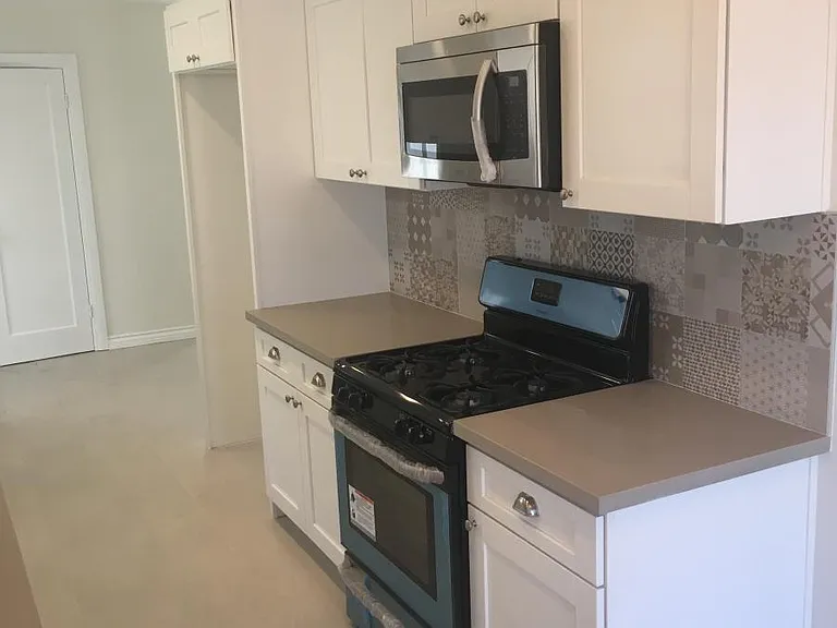 1131 Sunvue Pl — Photo 5