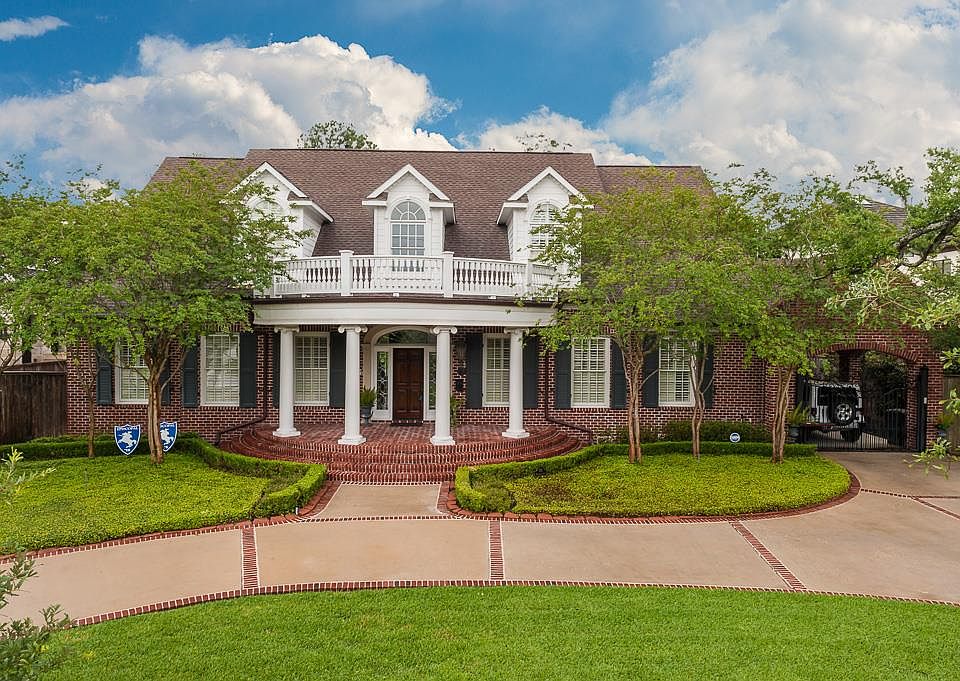 1st image of 601 Mulberry Ln