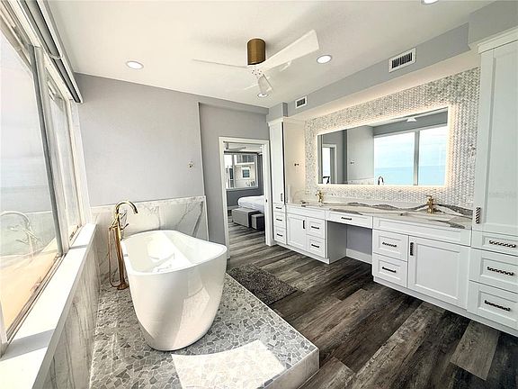5th image of 1600 GULF BOULEVARD #1112