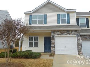 10427 Bunclody Dr, Charlotte, NC 28213