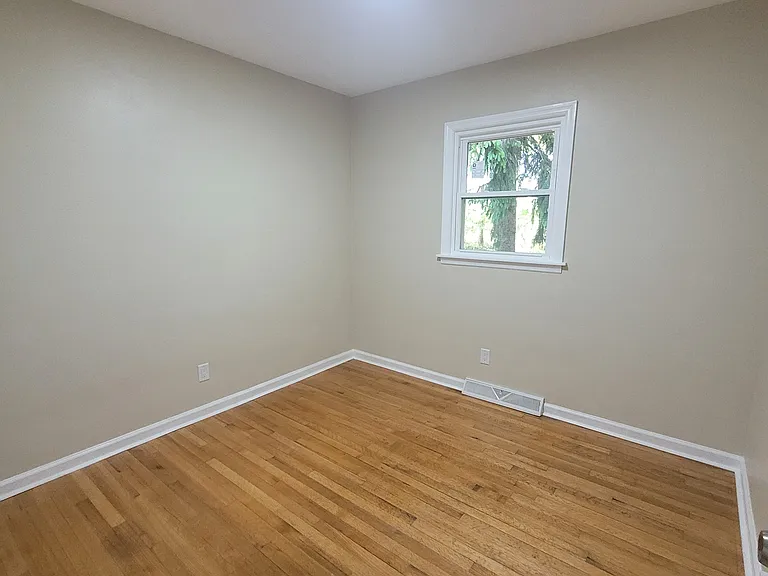 4120 Mallard Dr — Photo 10