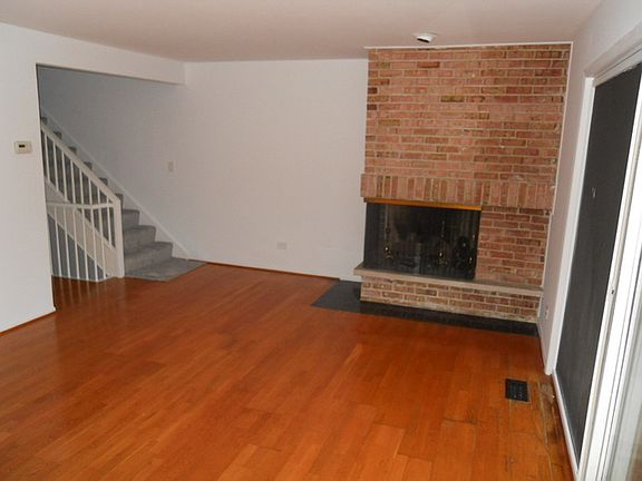 4th image of 1836 Wildberry Dr Unit G