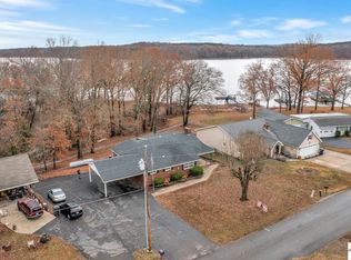 38 Elmhurst Ln, Murray, KY 42071