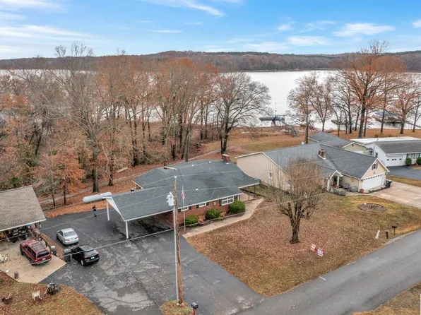 38 Elmhurst Ln, Murray, KY 42071