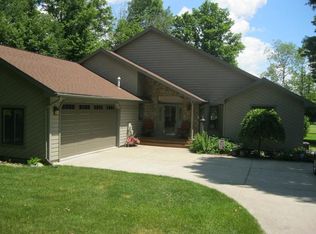 5686 Rough Ct, Gladwin, MI 48624