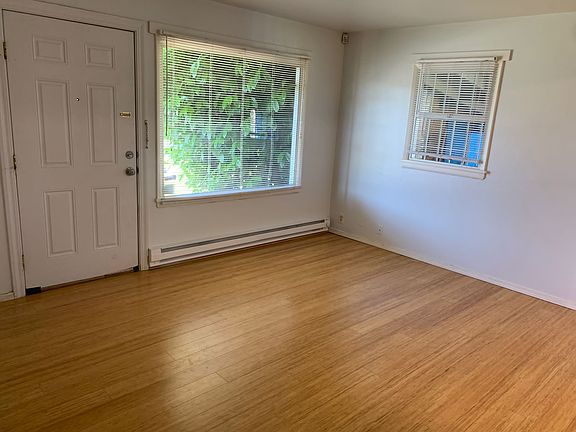 3rd image of 4015 S Willow St #1
