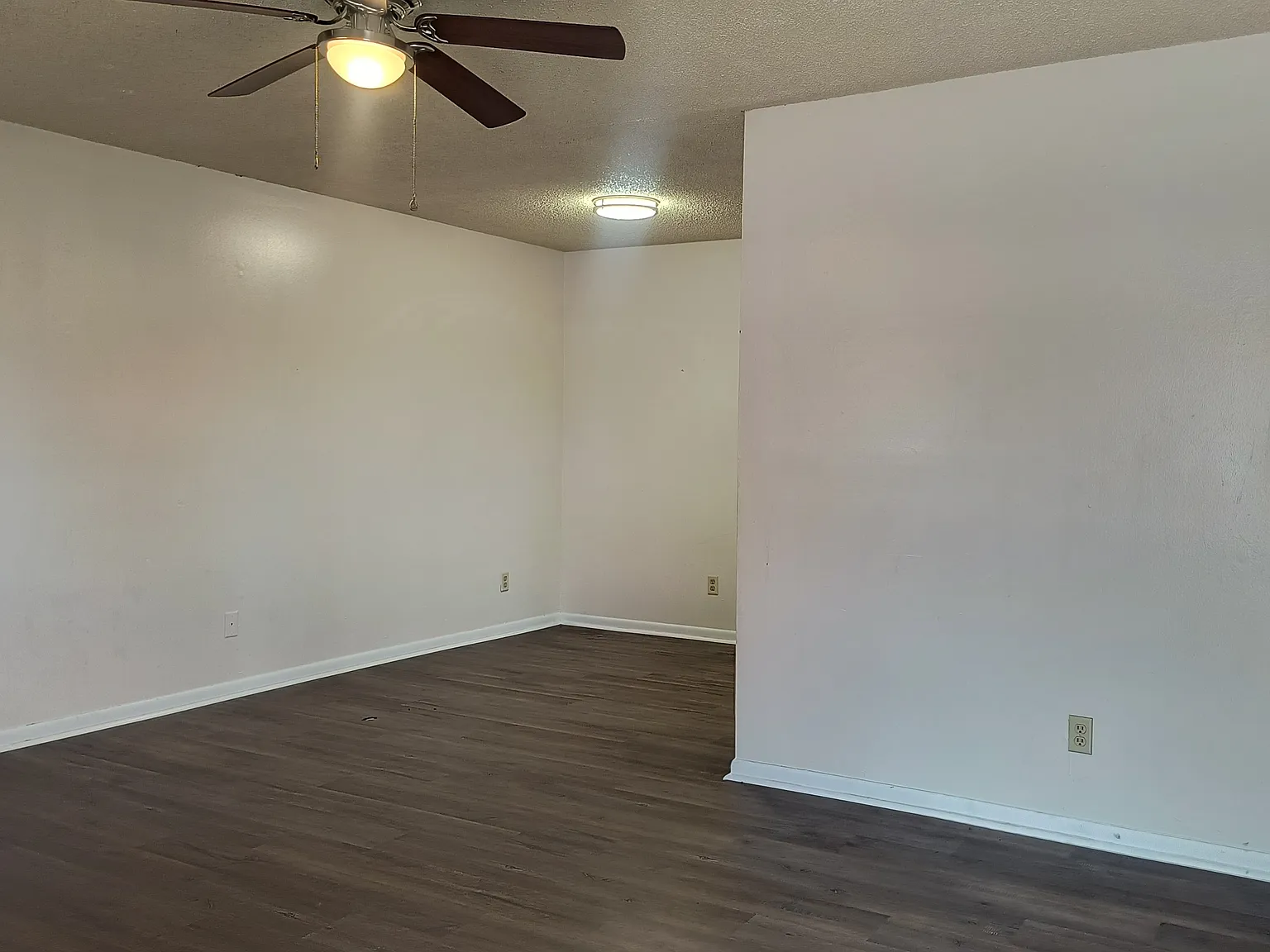 3720 Miramar Drive - 15 — Photo 2