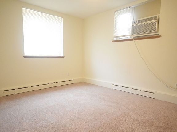 3rd image of 2709 Park Ave APT 9