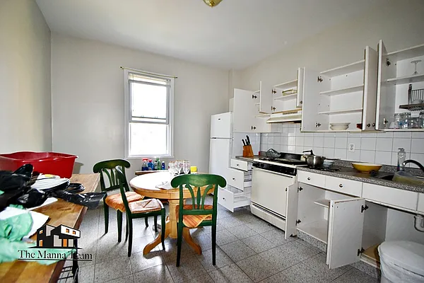 Rented by Bold New York | media 20