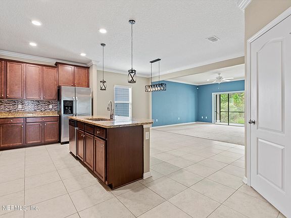 3rd image of 15795 Stedman Lake Dr