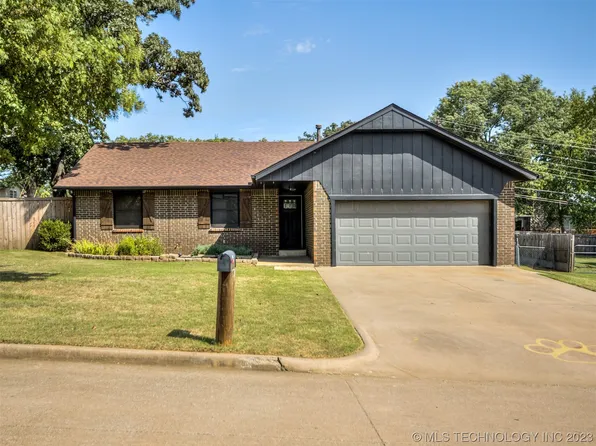 705 Dogwood Ct, Cleveland, OK 74020