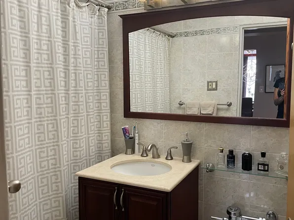 2580 Ocean Parkway image 18 of 23