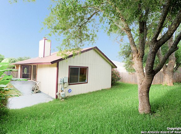 2nd image of 5759 Larkdale Dr
