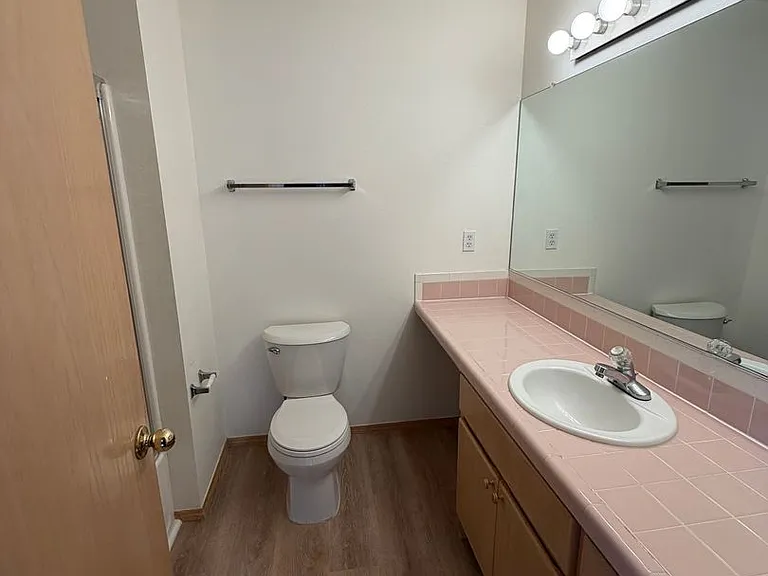 11320 SW Clifford St — Photo 12