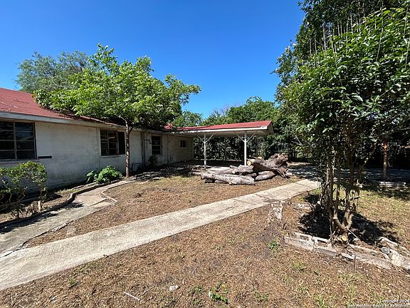 3rd image of 1126 VILLARET BLVD