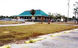 5th image of 466 Horse Club Ave