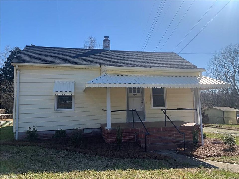 1st image of 2302 Summit Ave