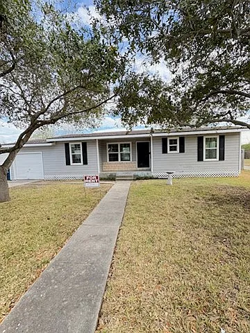 2 bed, 864 sqft, $1,350 — Photo 1