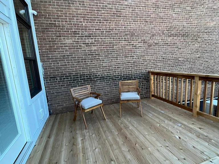 315 Columbia St #300 — Photo 18