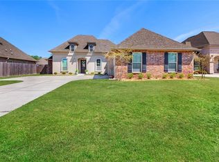 412 Walter Ln, Madisonville, LA 70447