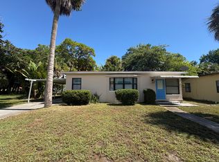 1010 Mayflower Rd, Fort Pierce, FL 34950