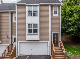 2740 Meadowcrest Ct, Wexford, PA 15090