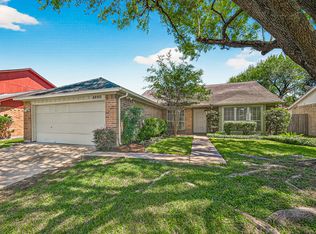 4650 Glenvillage St, Houston, TX 77084
