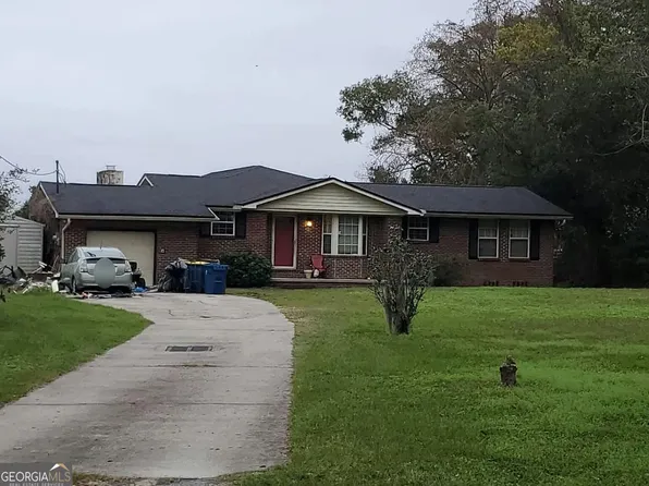 704 Valley Forge Rd, Jacksonville, FL 32208