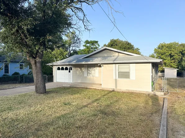 306 Fennimore St, Gatesville, TX 76528