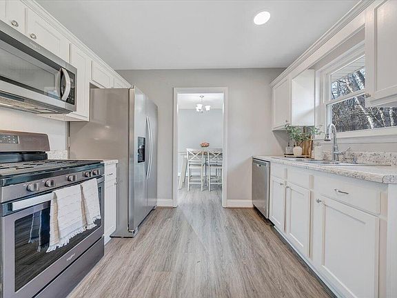 2nd image of 1638 Norris Dr NW