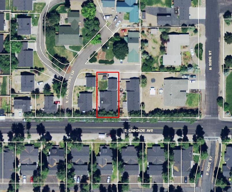 2nd image of 1040 E Cascade Ave