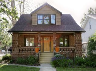 1211 Highland Ter, Saint Louis, MO 63117