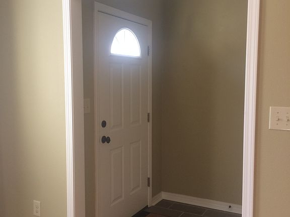 2nd image of 2310 Saxony Blvd