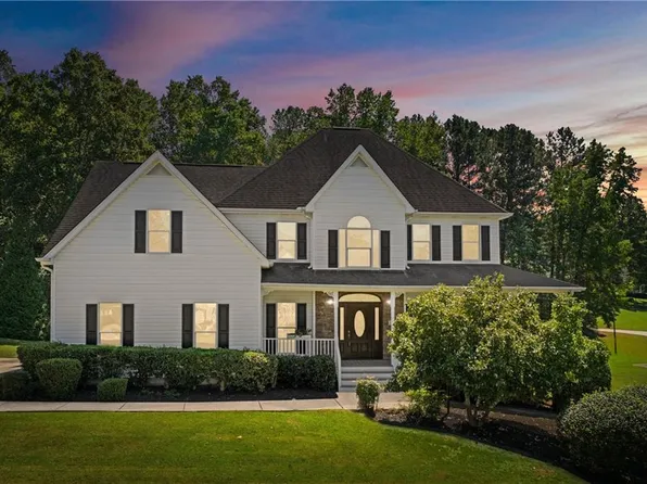 305 Savannah Pl, Douglasville, GA 30134