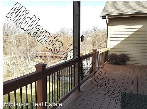 2nd image of 2004 Oriole Dr