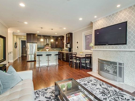 5th image of 1518 W Cortez St APT 1E