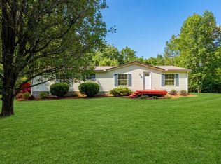530 N Fork Rd, Charlotte, TN 37036