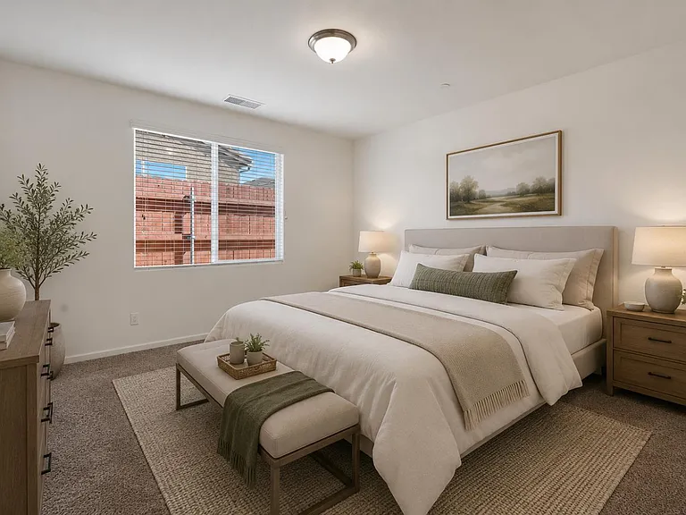 2153 Lombard Ln — Photo 14