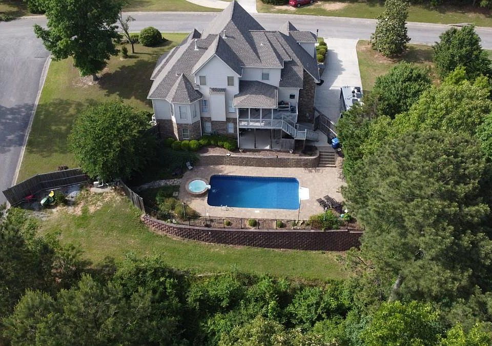 1st image of 2076 Chelsea Ridge Dr