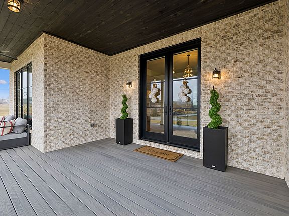 3rd image of 3000 Ora Ln