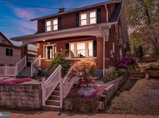 24 Walnut St, Mohnton, PA 19540