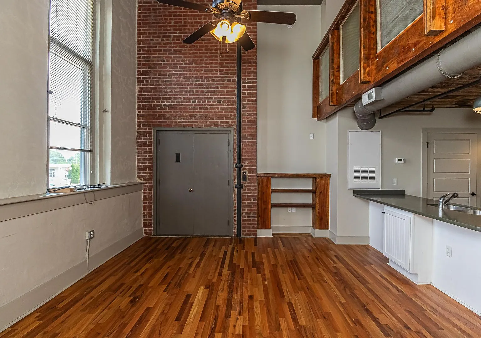 Nash Street Lofts — Photo 4