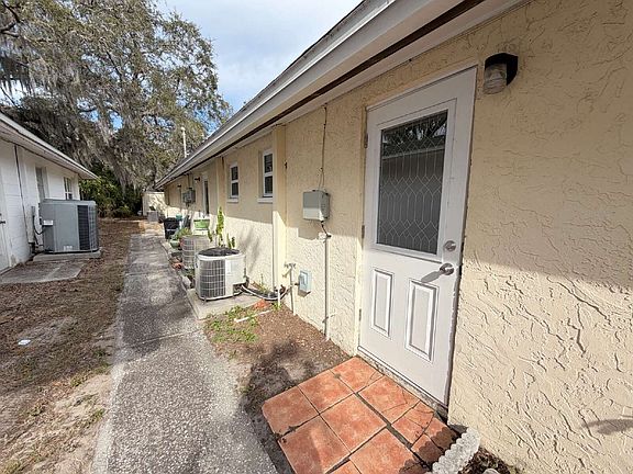 2nd image of 5543 Silver Spur Dr