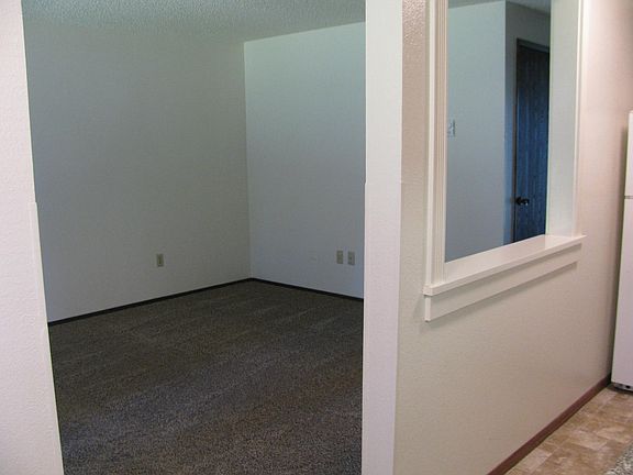 5th image of 11007 66th Ave E APT 3