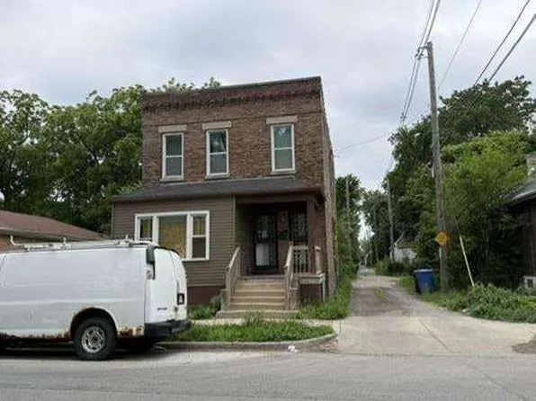11748 S Wentworth Ave, Chicago, IL 60628