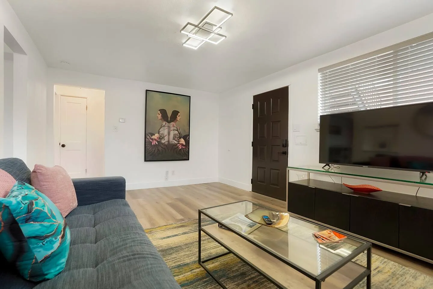 8716 W 54th Pl — Photo 3