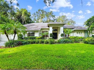 16412 Windsor Park Dr, Lutz, FL 33549