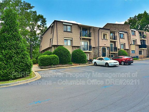 2nd image of 1002 Old Manor Rd