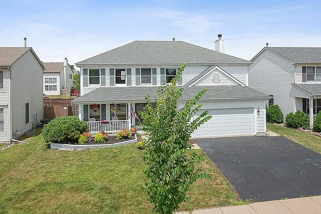4905 Lobelia Ln photo 1